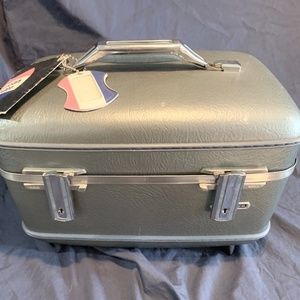 American Tourister 6600 series Vintage Cosmetic case